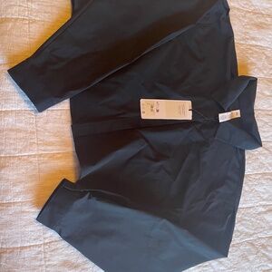 ALO Yoga Cropped Take Me Out Button Up